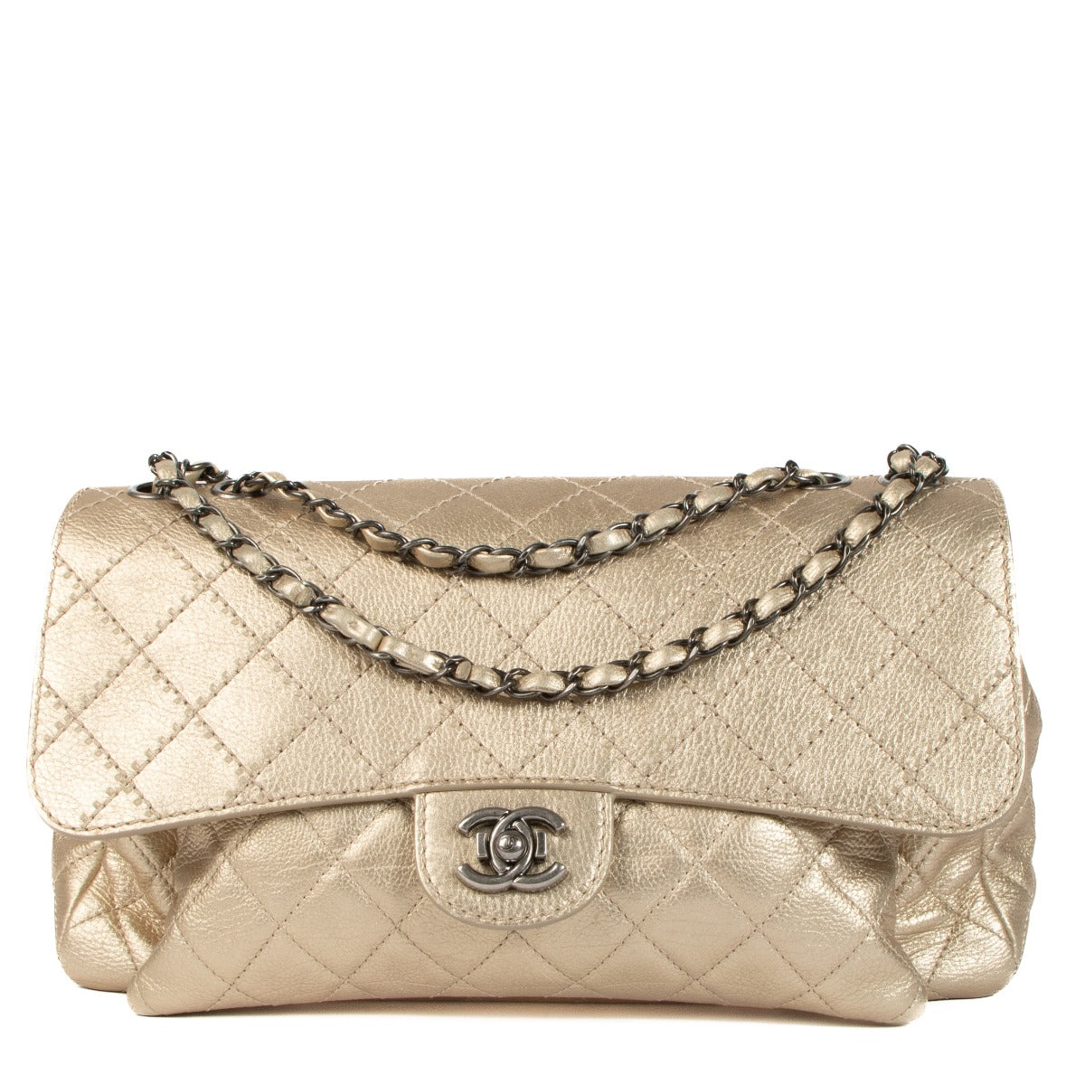 Shop safe online at Labellov in Antwerp, Brussels and Knokke this 100% authentic second hand Chanel Gold Leather Large Flap Bag