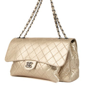 Shop safe online at Labellov in Antwerp, Brussels and Knokke this 100% authentic second hand Chanel Gold Leather Large Flap Bag