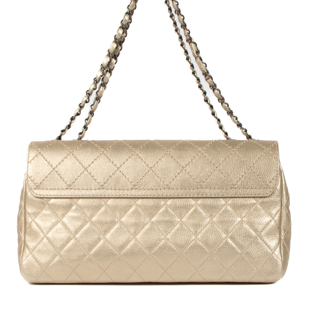 Shop safe online at Labellov in Antwerp, Brussels and Knokke this 100% authentic second hand Chanel Gold Leather Large Flap Bag