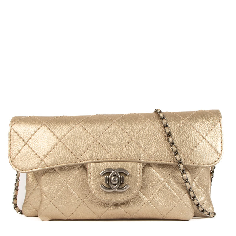 shop 100% authentic second hand Chanel Metallic Gold Quilted Calfskin Classic Clutch With Chain on Labellov.com