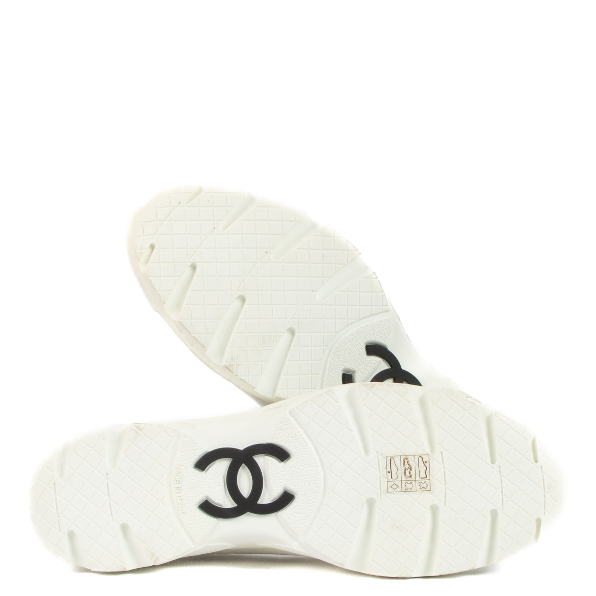 Chanel White Patent Leather Hybrid Flats - size 39