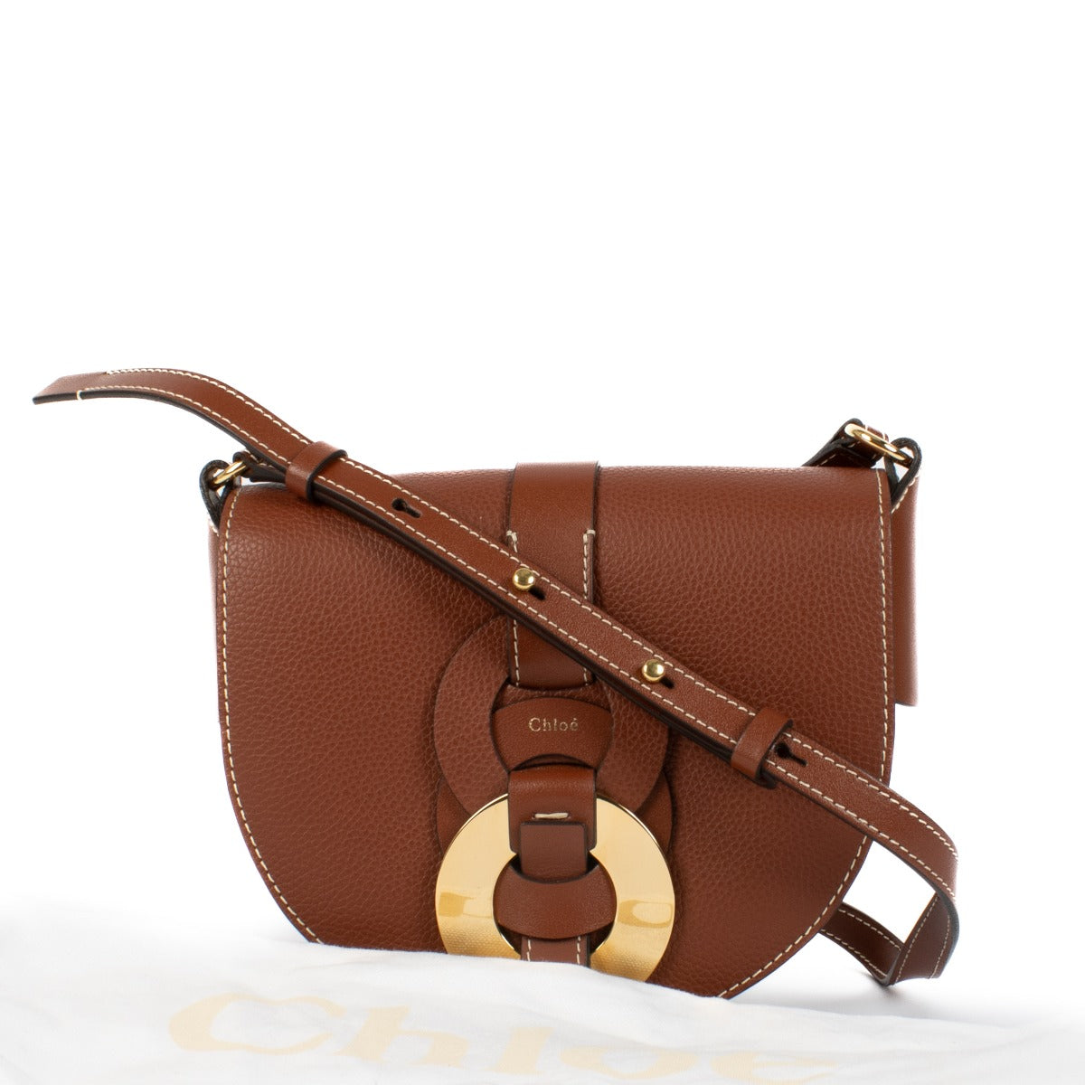 Shop safe online at Labellov in Antwerp, Brussels and Knokke this 100% authentic second hand Chloé Brown Leather Darryl Small Crossbody Bag