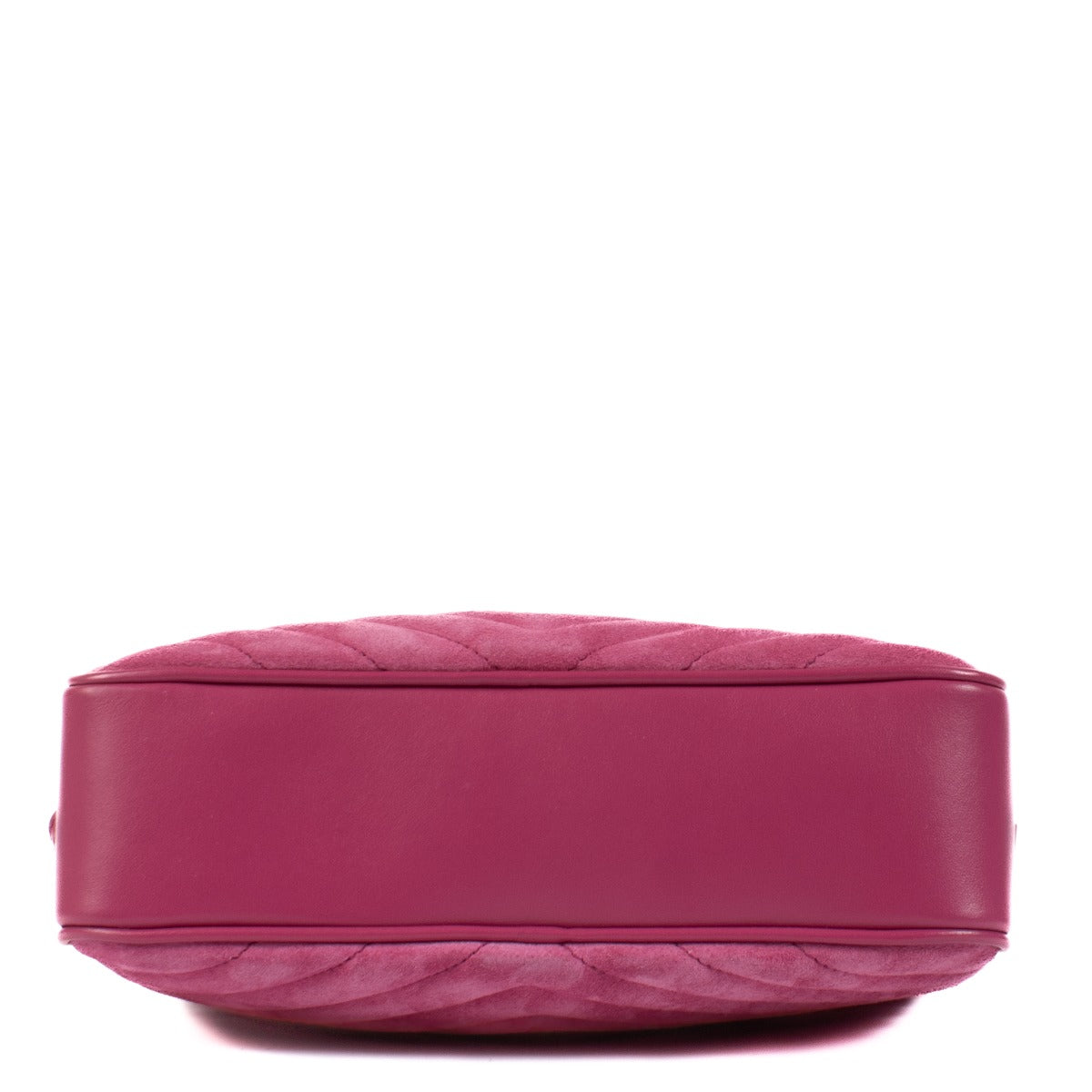 Shop safe online at Labellov in Antwerp, Brussels and Knokke this 100% authentic second hand Saint Laurent Pink Suede/Leather Lou Camera Bag