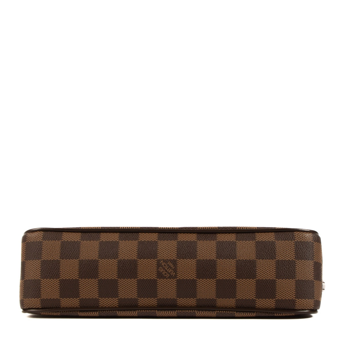 Shop safe online at Labellov in Antwerp, Brussels and Knokke this 100% authentic second hand Louis Vuitton Damier Ebene Recoleta Bag