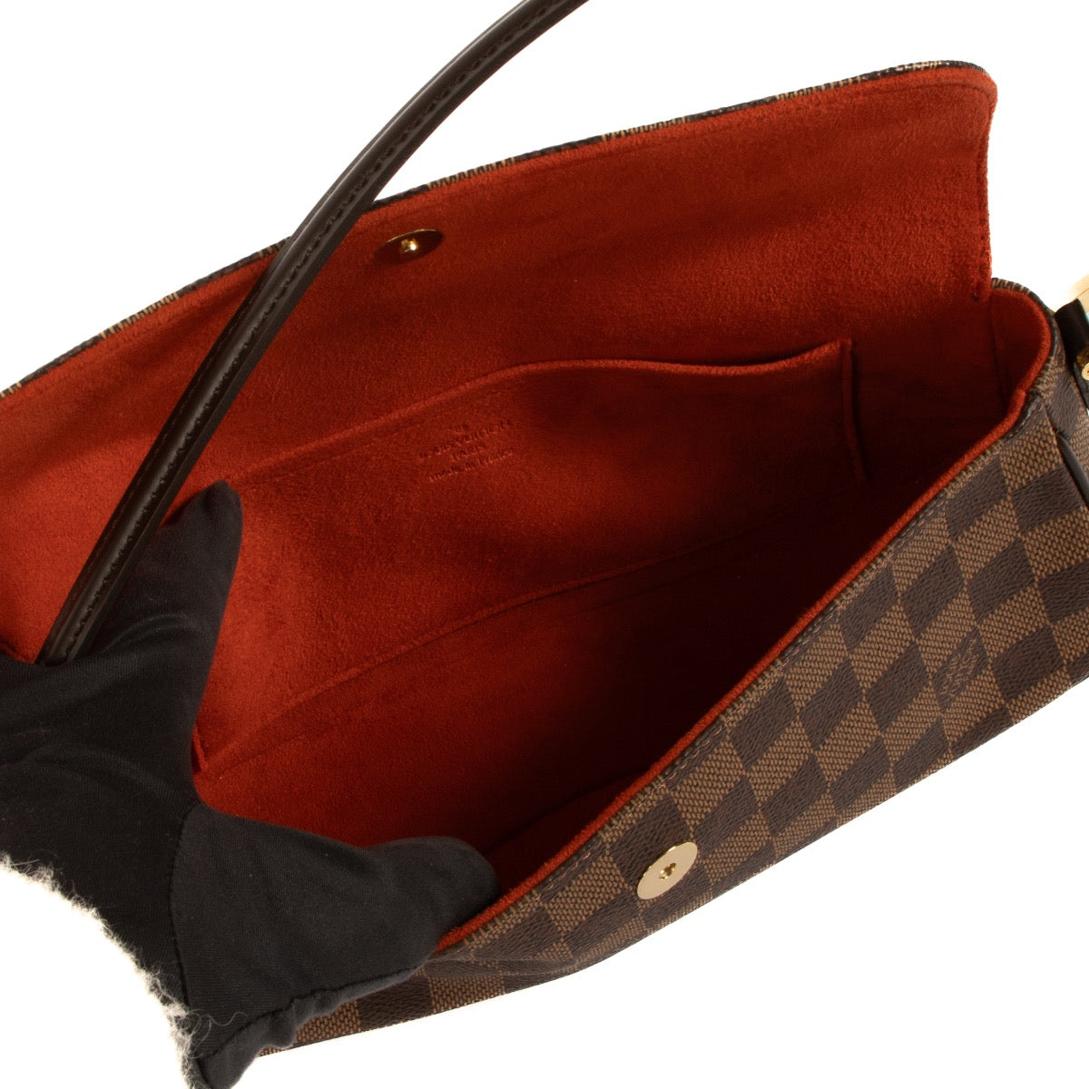 Shop safe online at Labellov in Antwerp, Brussels and Knokke this 100% authentic second hand Louis Vuitton Damier Ebene Recoleta Bag
