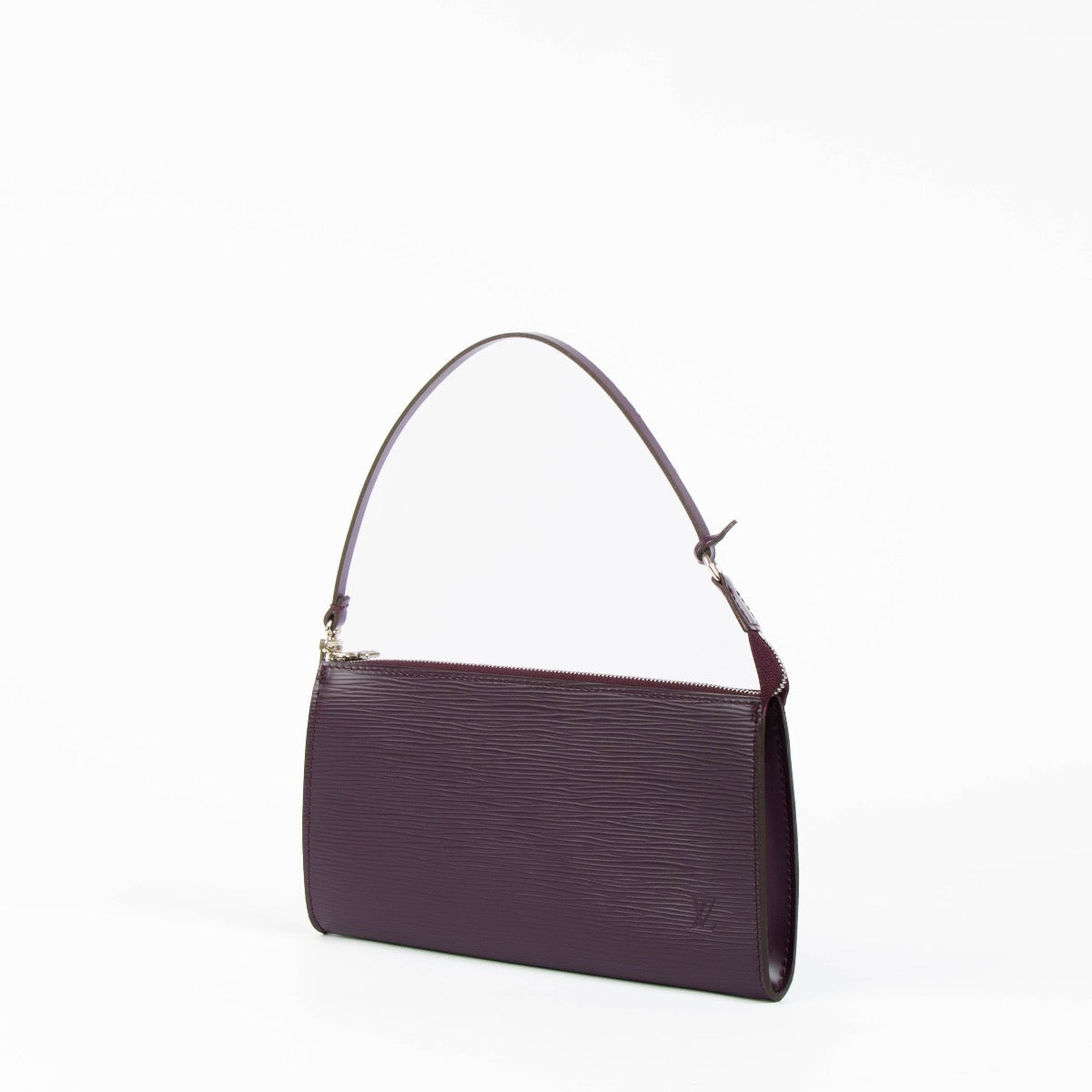 Authentic pre-loved Louis Vuitton Cassis Epi Pochette Accessoire Clutch on Labellov.com