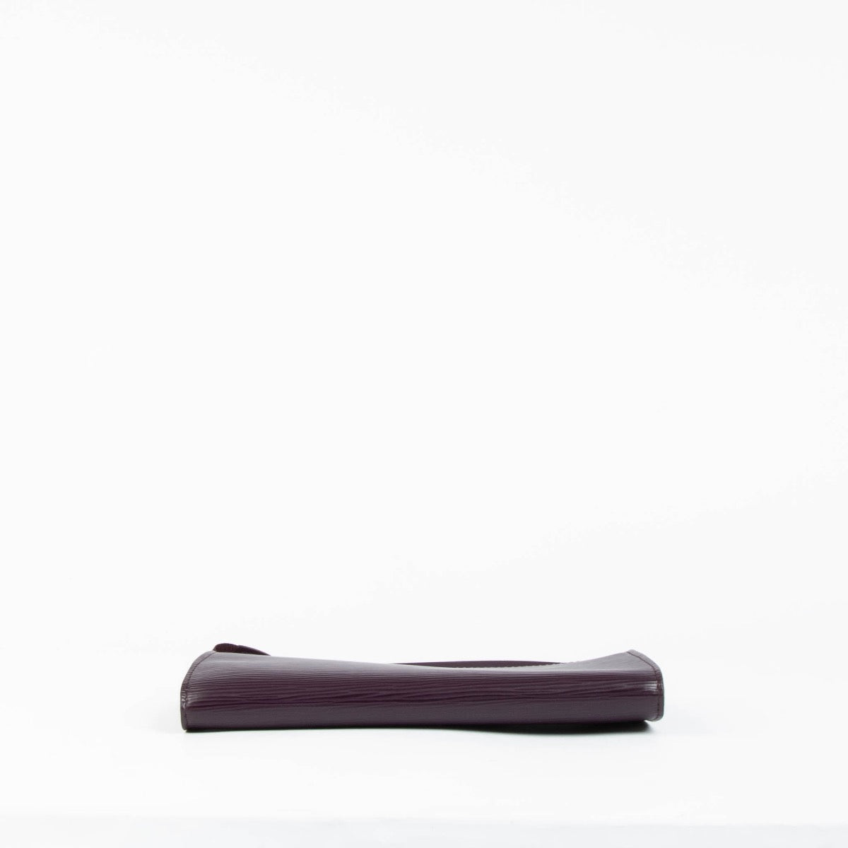 Authentic pre-loved Louis Vuitton Cassis Epi Pochette Accessoire Clutch on Labellov.com