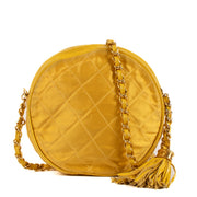 Shop safe online at Labellov in Antwerp, Brussels and Knokke this 100% authentic second hand Chanel Vintage Yellow Quilted Round Crossbody Bag