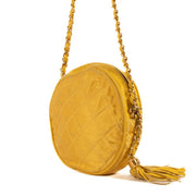Shop safe online at Labellov in Antwerp, Brussels and Knokke this 100% authentic second hand Chanel Vintage Yellow Quilted Round Crossbody Bag
