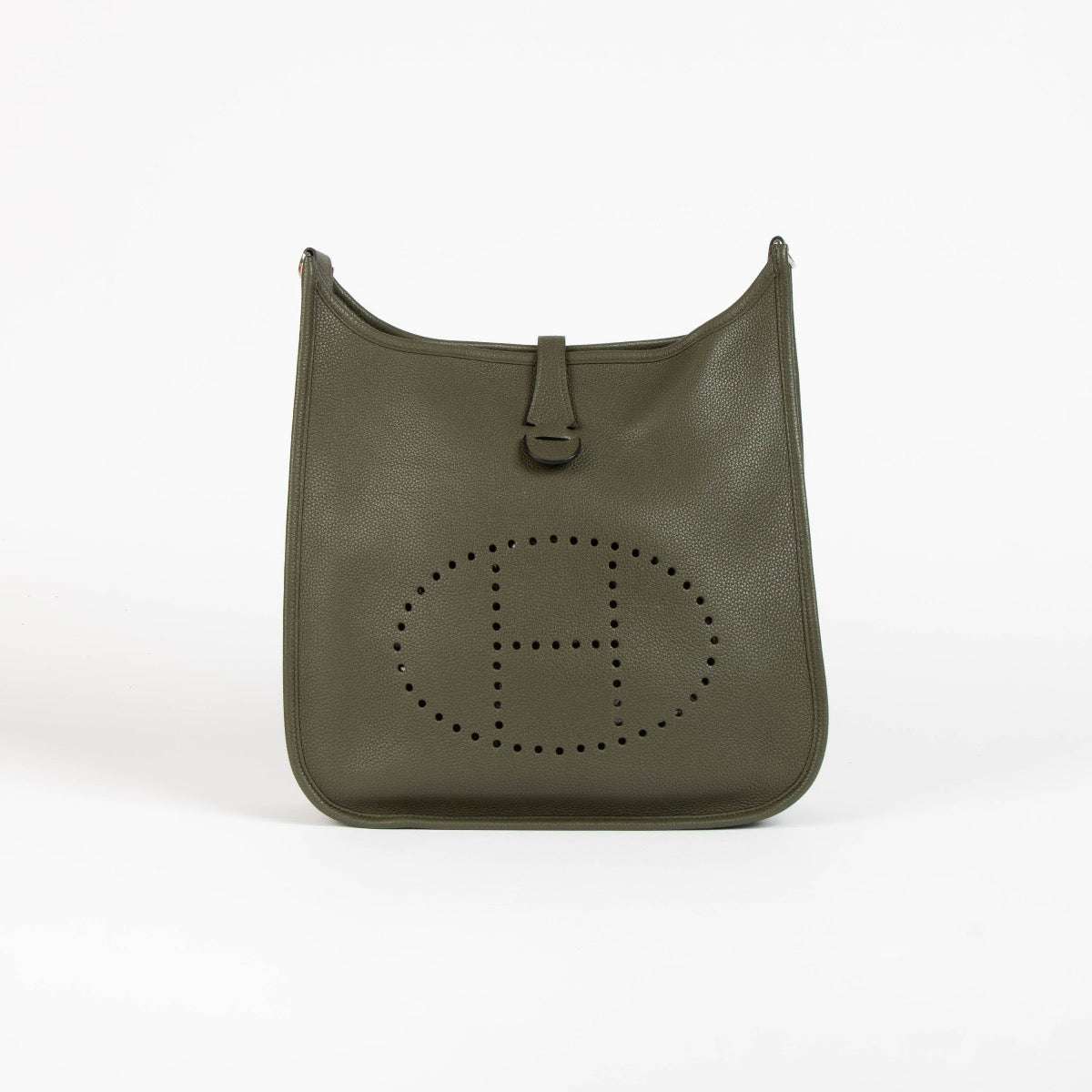 Authentic pre-loved Hermès Evelyne III 29 Vert Olive Clemence PHW on Labellov.com