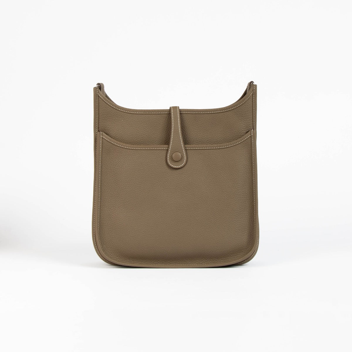 Shop this authentic Hermès Evelyne lll 29 Etoupe Clemence PHW pre-loved on Labellov.com