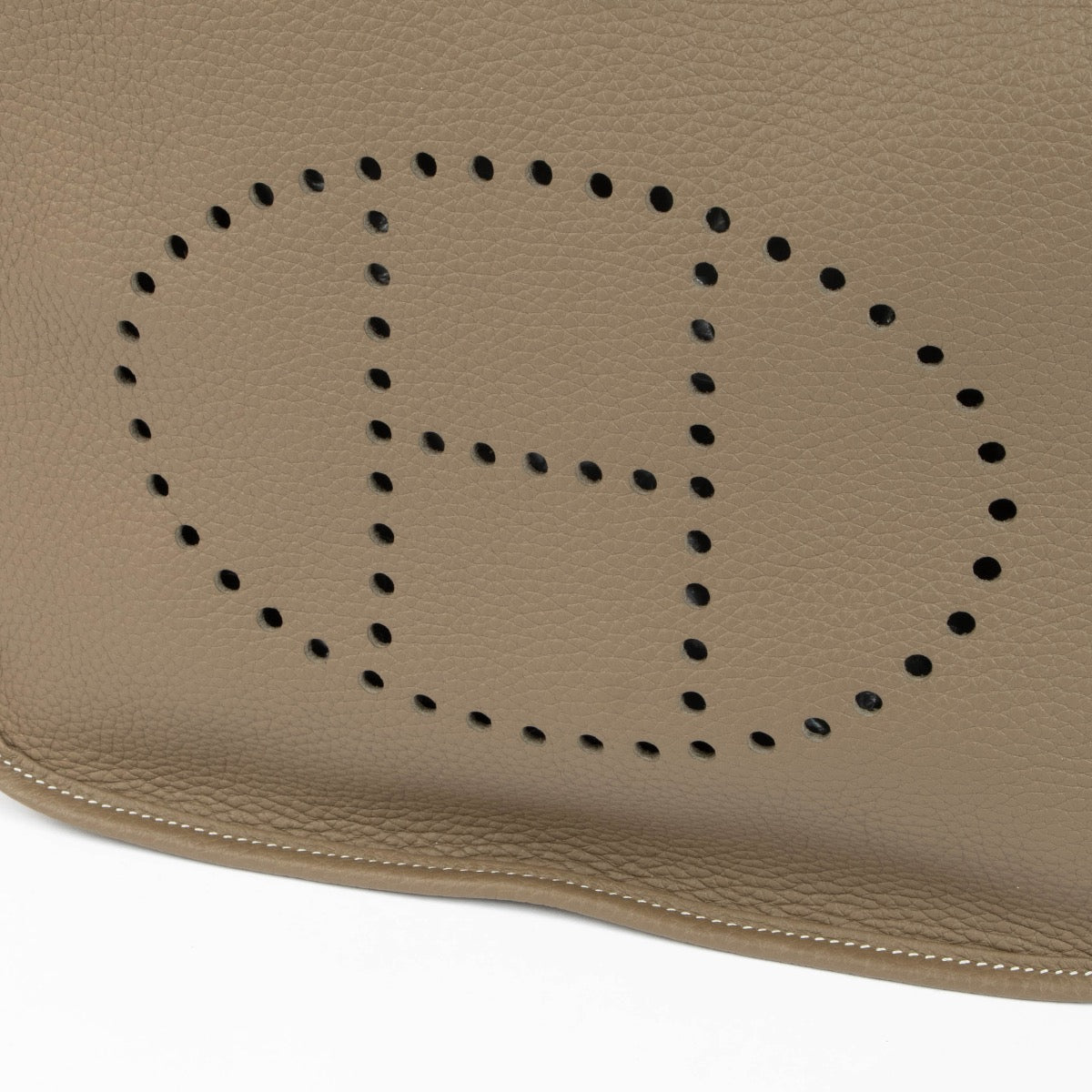 Shop this authentic Hermès Evelyne lll 29 Etoupe Clemence PHW pre-loved on Labellov.com