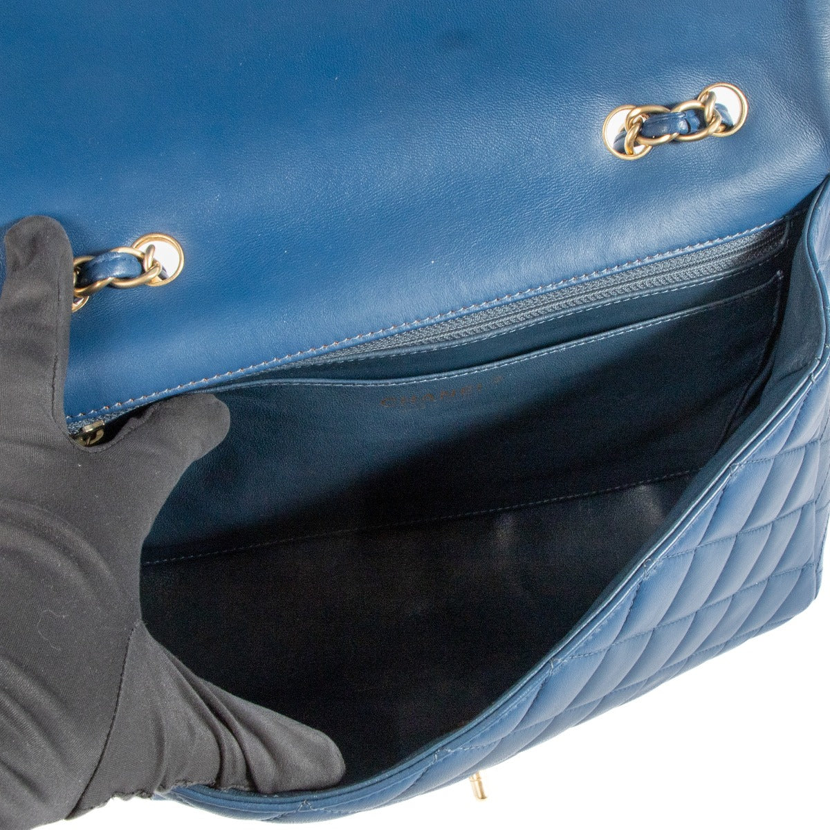 Shop safe online at Labellov in Antwerp, Brussels and Knokke this 100% authentic second hand Chanel Blue Lambskin Large Classic Single Flap Bag