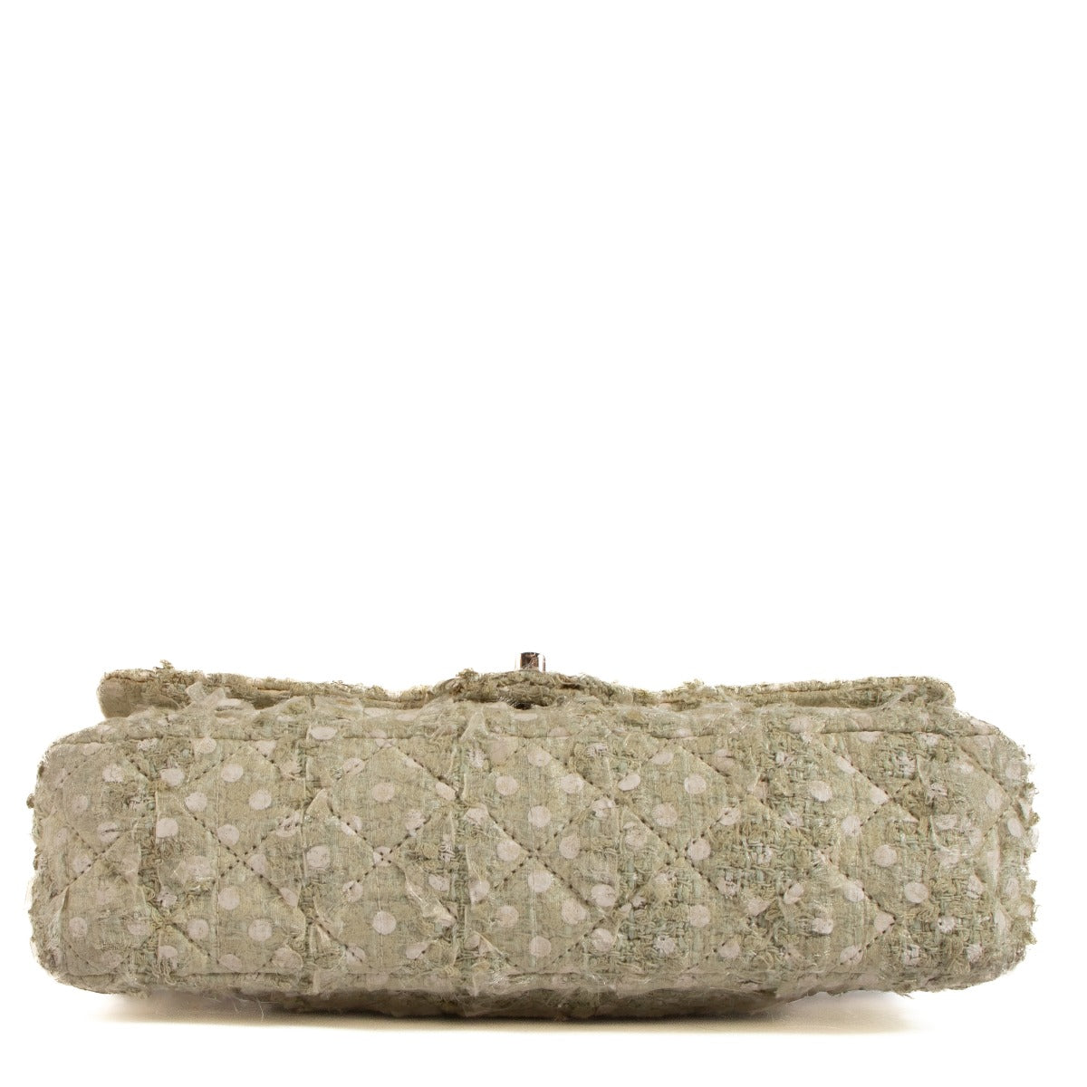 Shop safe online at Labellov in Antwerp, Brussels and Knokke this 100% authentic second hand Chanel Mint Green Tweed Medium Classic Double Flap Bag