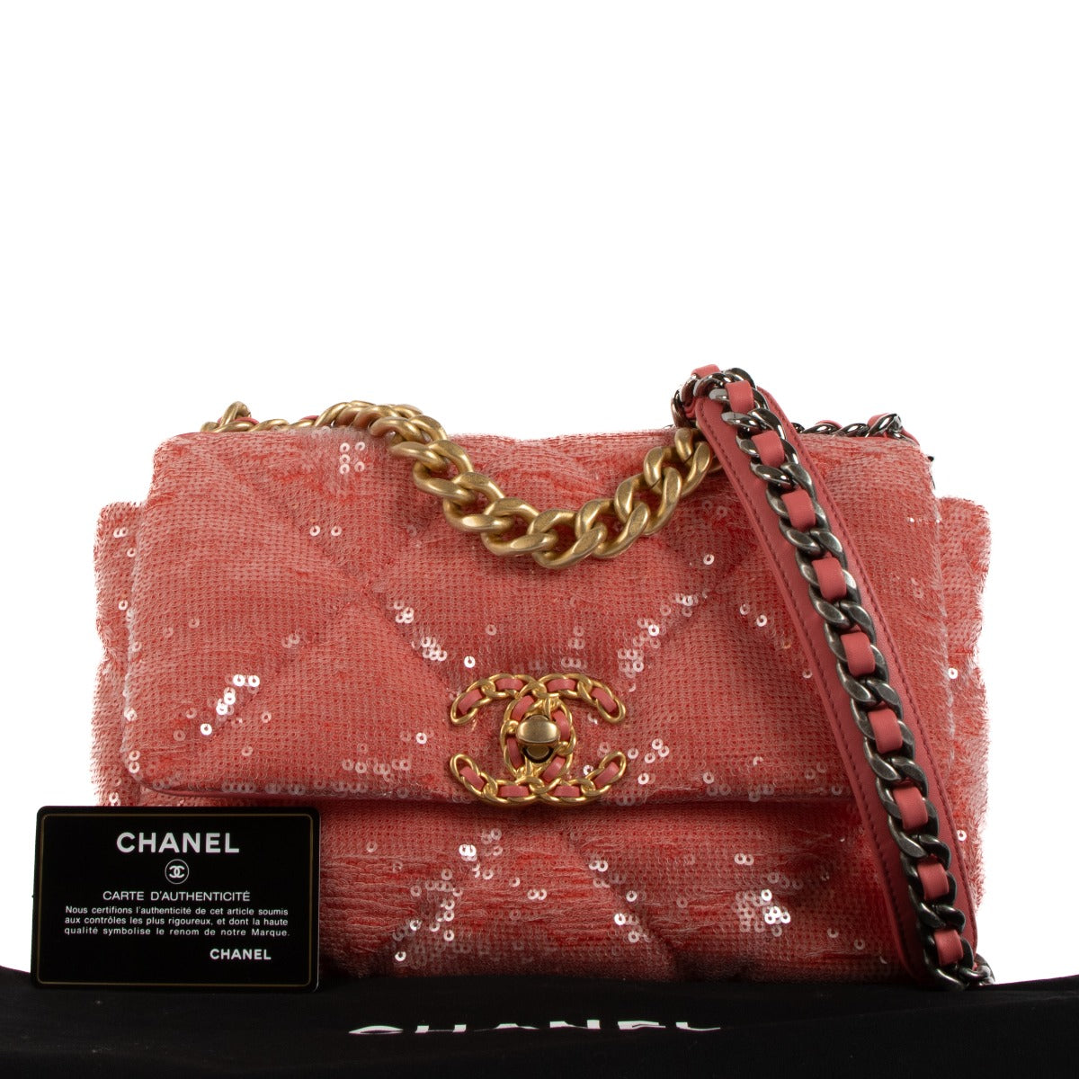 Shop safe online at Labellov in Antwerp, Brussels and Knokke this 100% authentic second hand Chanel Pink Sequin Small 19 Classic Flap Bag