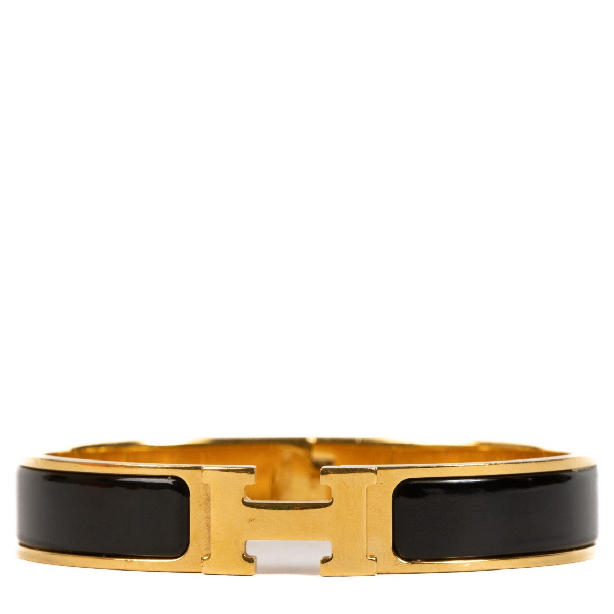 Shop safe online at Labellov in Antwerp, Brussels and Knokke this 100% authentic second hand Hermès Black Enamel Clic H Bracelet