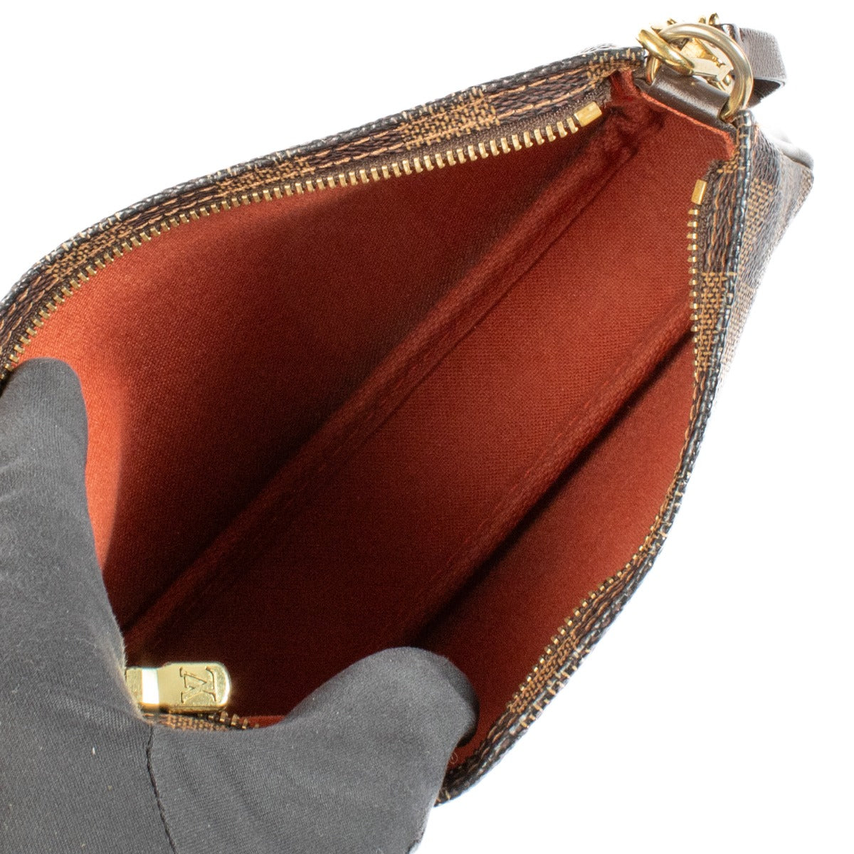 Shop 100% authentic Louis Vuitton Damier Ebene Pochette at Labellov.com.