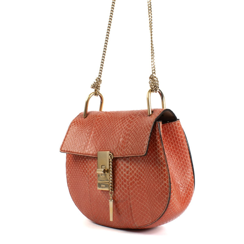 shop 100% authentic second hand Chloé Drew Coral Crossbody Bag on Labellov.com