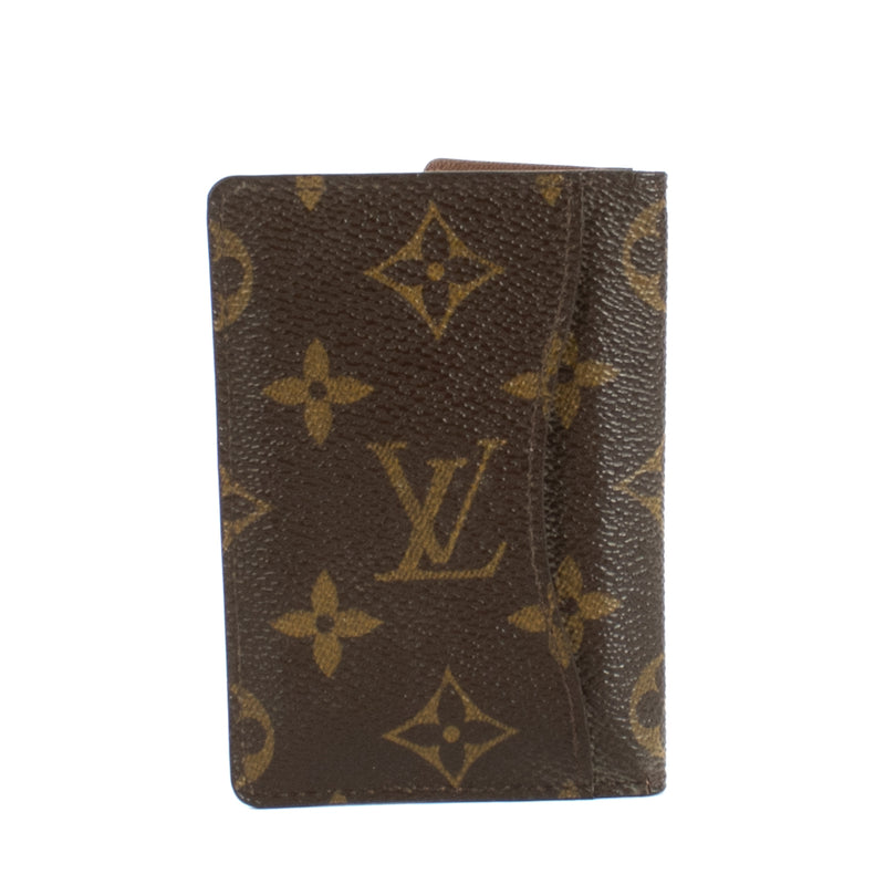 Shop safe online at Labellov in Antwerp, Brussels and Knokke this 100% authentic second hand Louis Vuitton Monogram Card Wallet
