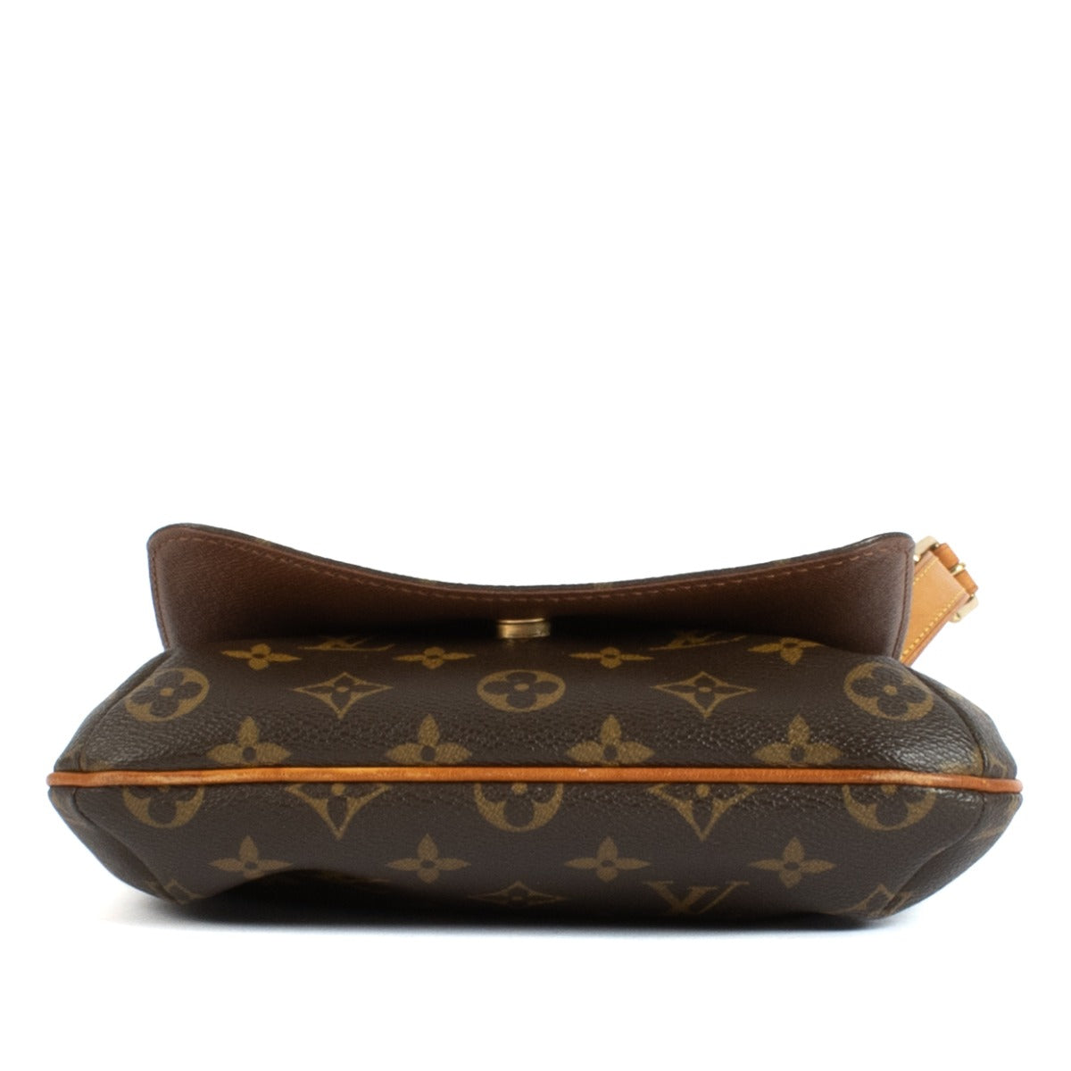 Shop safe online at Labellov in Antwerp, Brussels and Knokke this 100% authentic second hand Louis Vuitton Monogram Canvas Salsa Musette PM Shoulder Bag