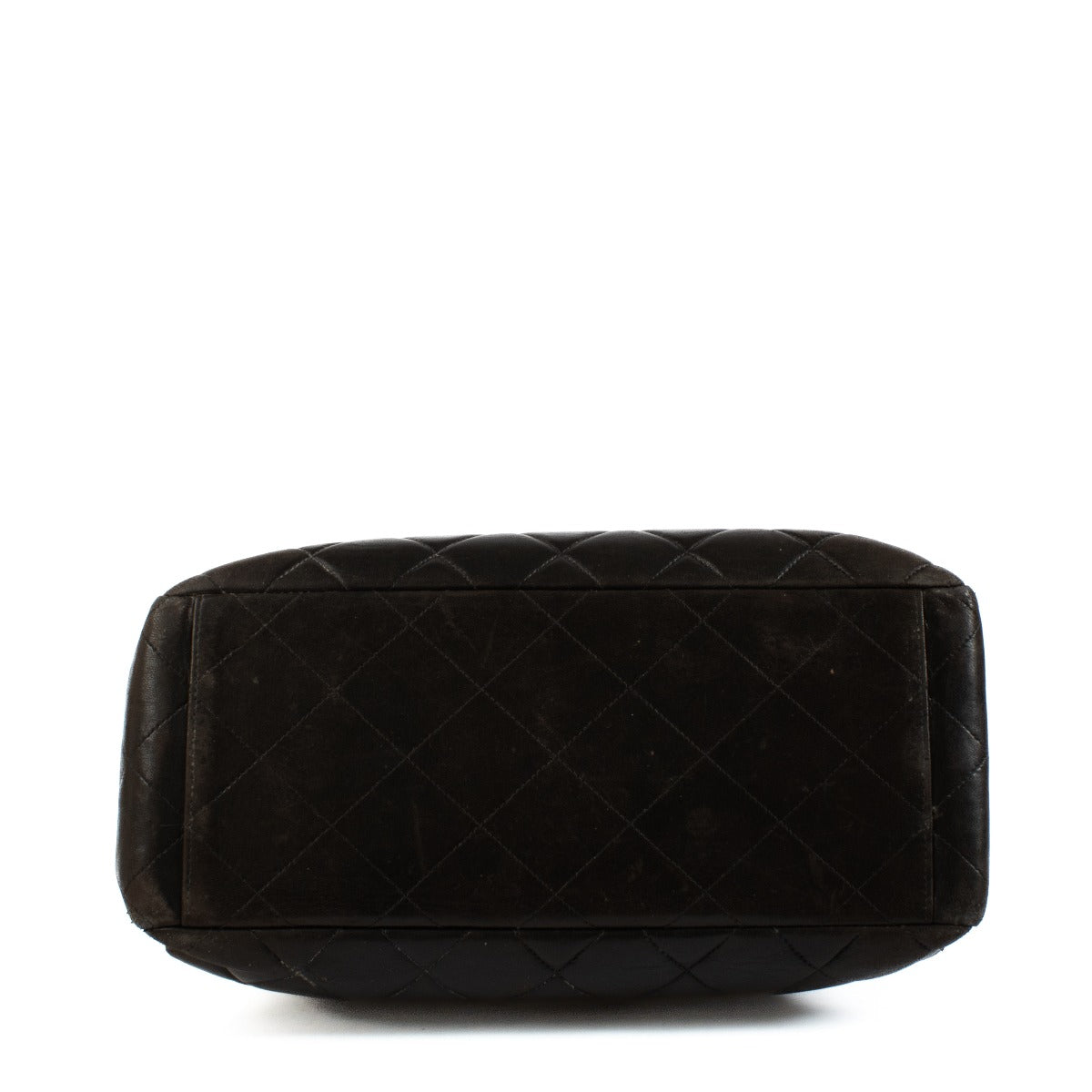 Shop safe online at Labellov in Antwerp, Brussels and Knokke this 100% authentic second hand Chanel Black Lambskin Double Sided Classic Flap Bag