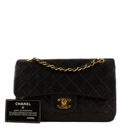 Shop safe online at Labellov in Antwerp, Brussels and Knokke this 100% authentic second hand Chanel Black Lambskin Small Classic Flap Bag