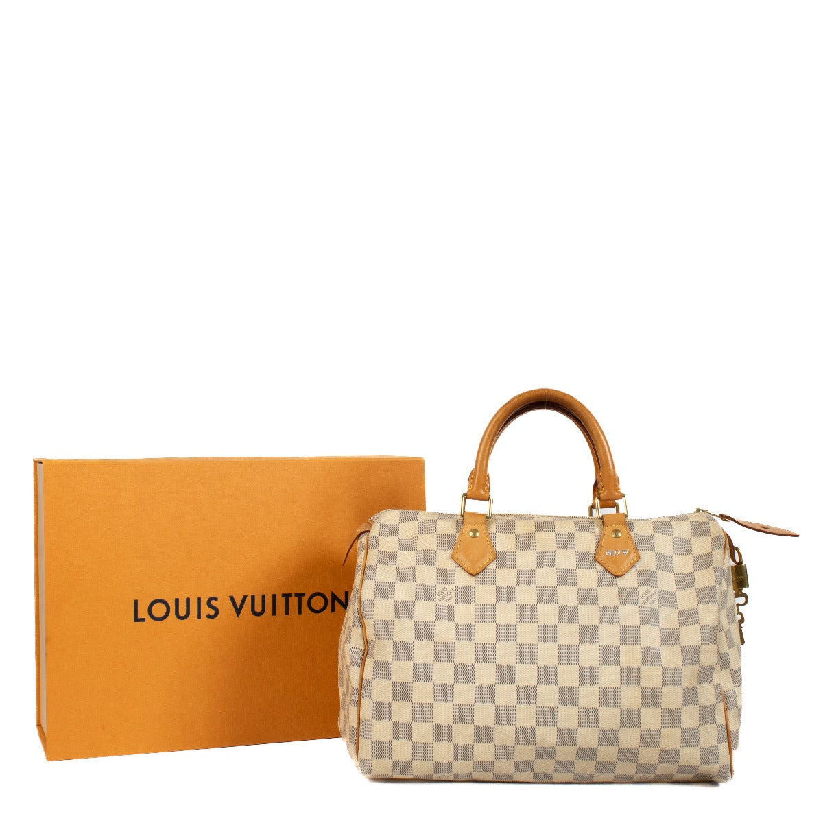 Shop safe online at Labellov in Antwerp, Brussels and Knokke this 100% authentic second hand Louis Vuitton Beige Damier Azur Speedy 30 Top Handle Bag