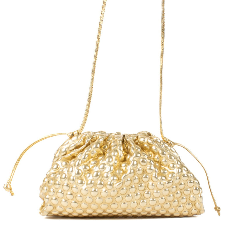 Shop safe online at Labellov in Antwerp, Brussels and Knokke this 100% authentic second hand Bottega Veneta Gold Bubble Wrap Mini Pouch