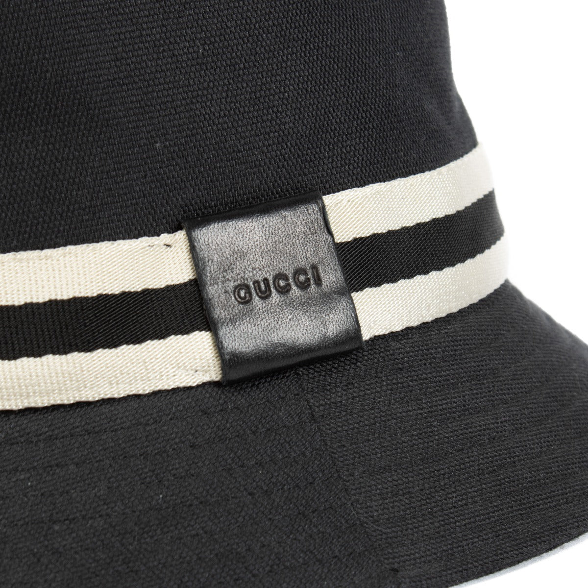 Gucci navy bucket hat, now for sale on Labellov.com.