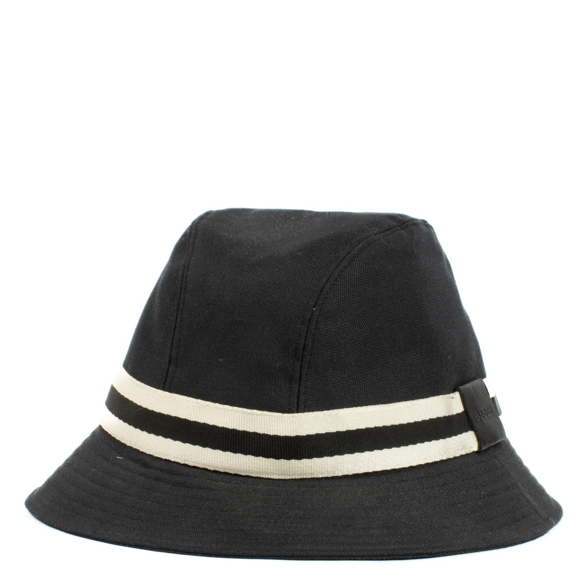 Gucci navy bucket hat, now for sale on Labellov.com.