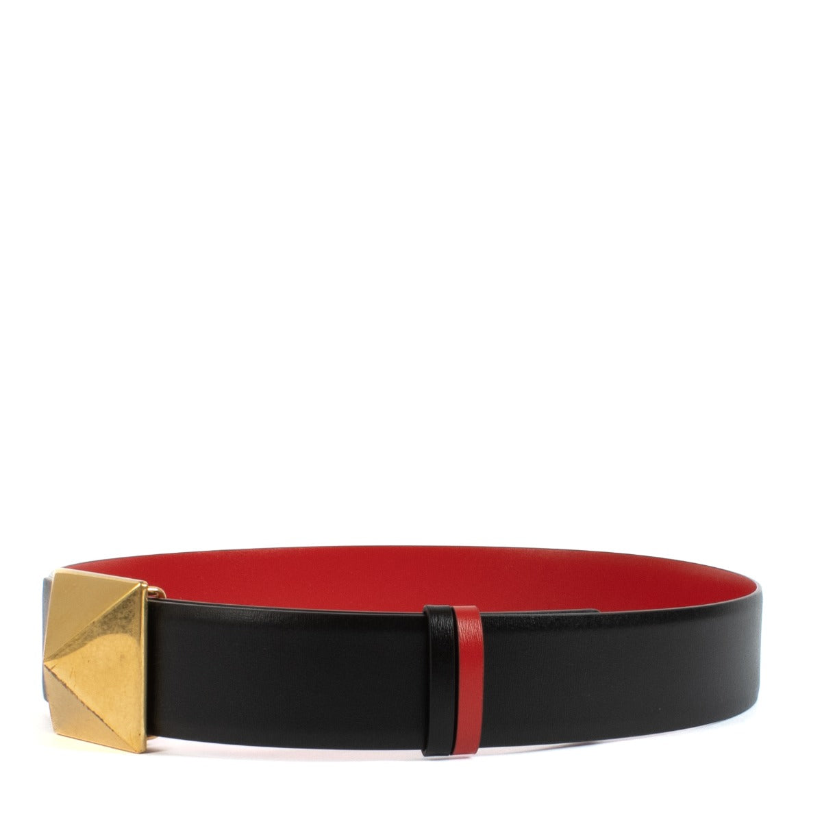 Shop safe online at Labellov in Antwerp, Brussels and Knokke this 100% authentic second hand Valentino Garavani Black/Red Reversible One Stud Belt - Size 90