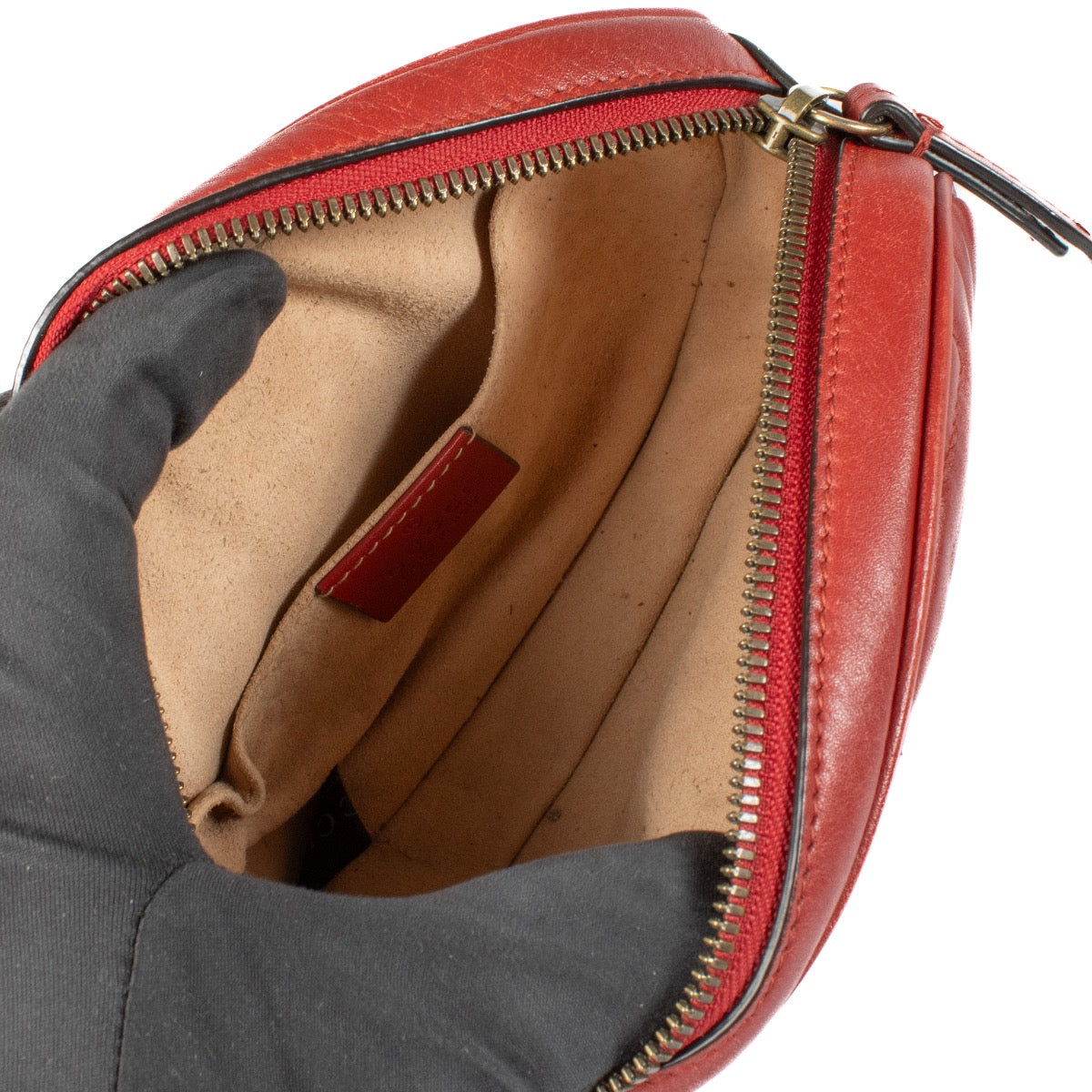 Shop 100% authentic Gucci Hibiscus Red Marmont Belt Bag at Labellov.com.