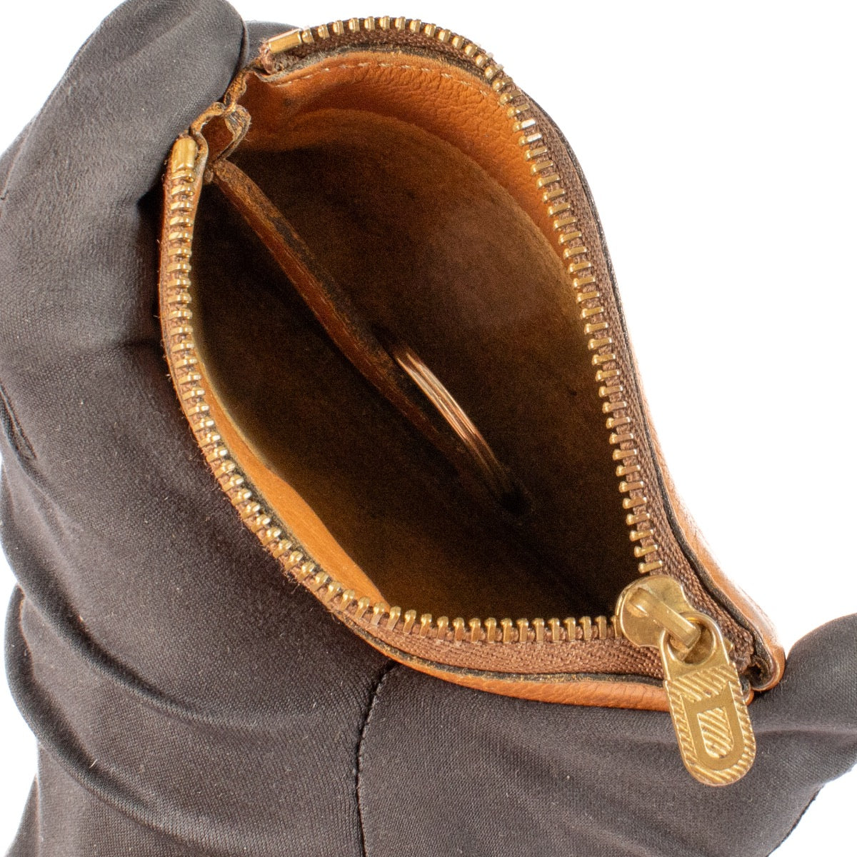 shop 100% authentic second hand Delvaux Camel Key Pouch on Labellov.com