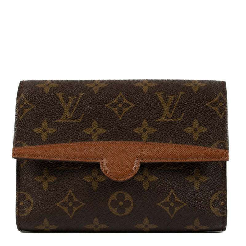 Shop safe online at Labellov in Antwerp, Brussels and Knokke this 100% authentic second hand Louis Vuitton Monogram Belt Bag