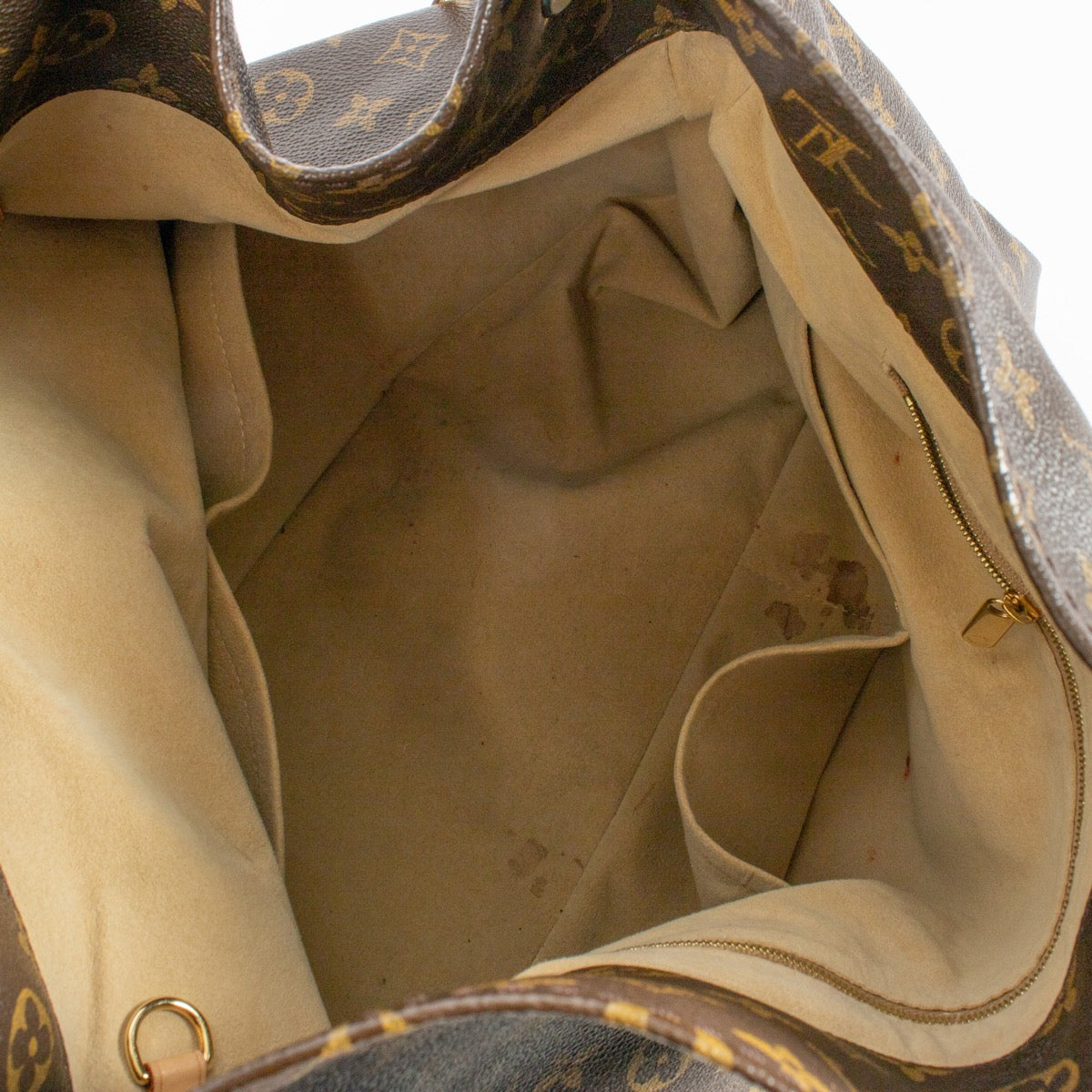 Shop 100% authentic Louis Vuitton Monogram Artsy Shoulder bag at Labellov.com.