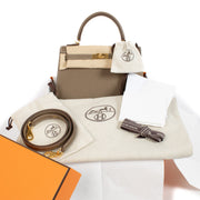 Hermès Kelly 25 Etoupe Epsom GHW full set with Labellov secondhand luxury.