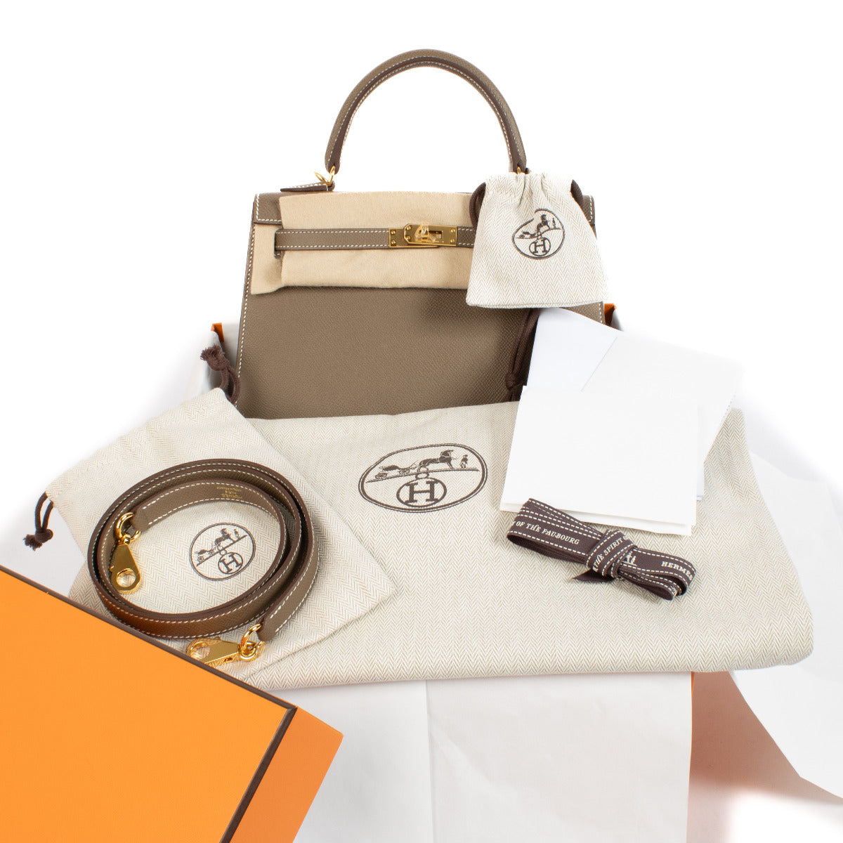 Hermès Kelly 25 Etoupe Epsom GHW full set with Labellov secondhand luxury.