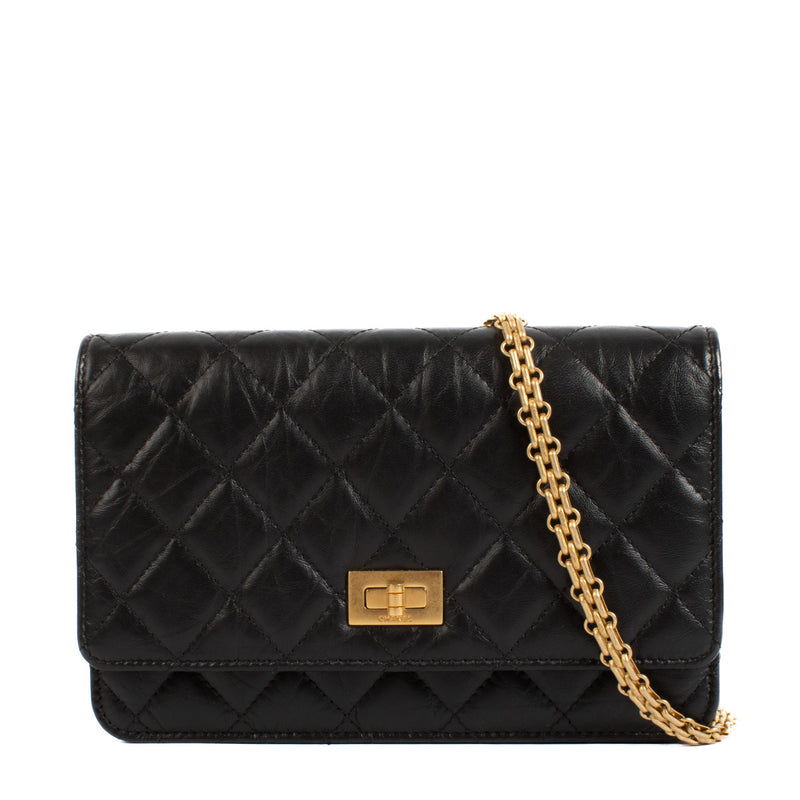 Chanel Black 2.55 Reissue Wallet on Chain Flap Bag aan de beste prijs bij Labellov tweedehands luxe in Antwerpen en Knokke.
