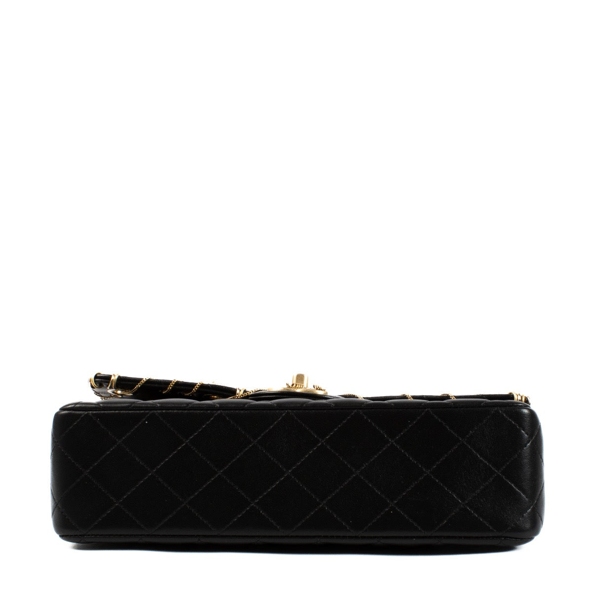 Shop safe online at Labellov in Antwerp, Brussels and Knokke this 100% authentic second hand Chanel Black Lambskin Piercing Classic Flap Bag
