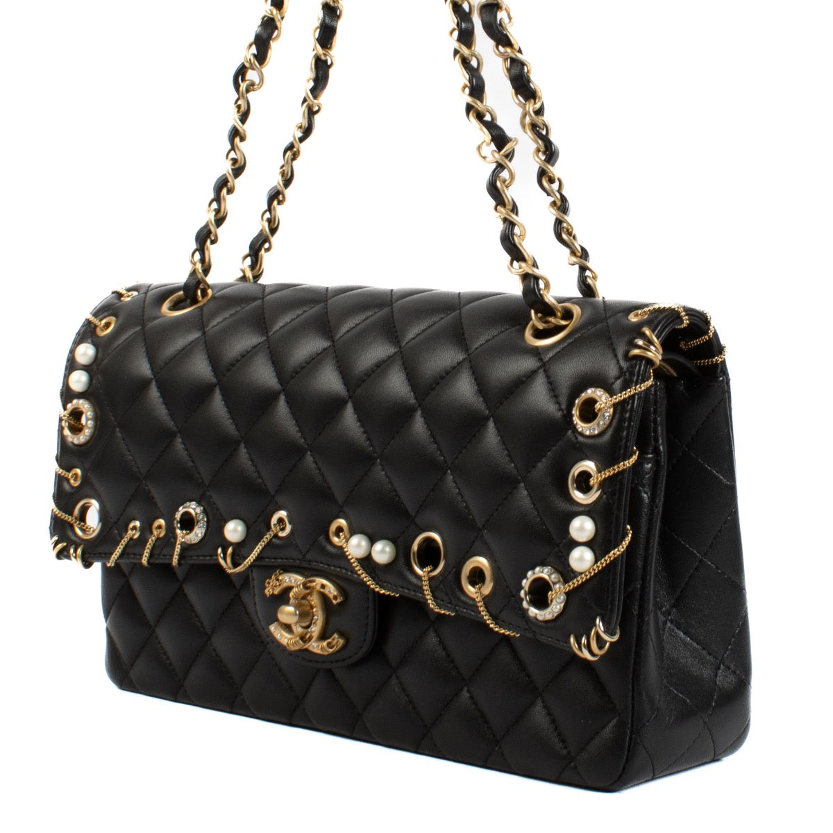Shop safe online at Labellov in Antwerp, Brussels and Knokke this 100% authentic second hand Chanel Black Lambskin Piercing Classic Flap Bag