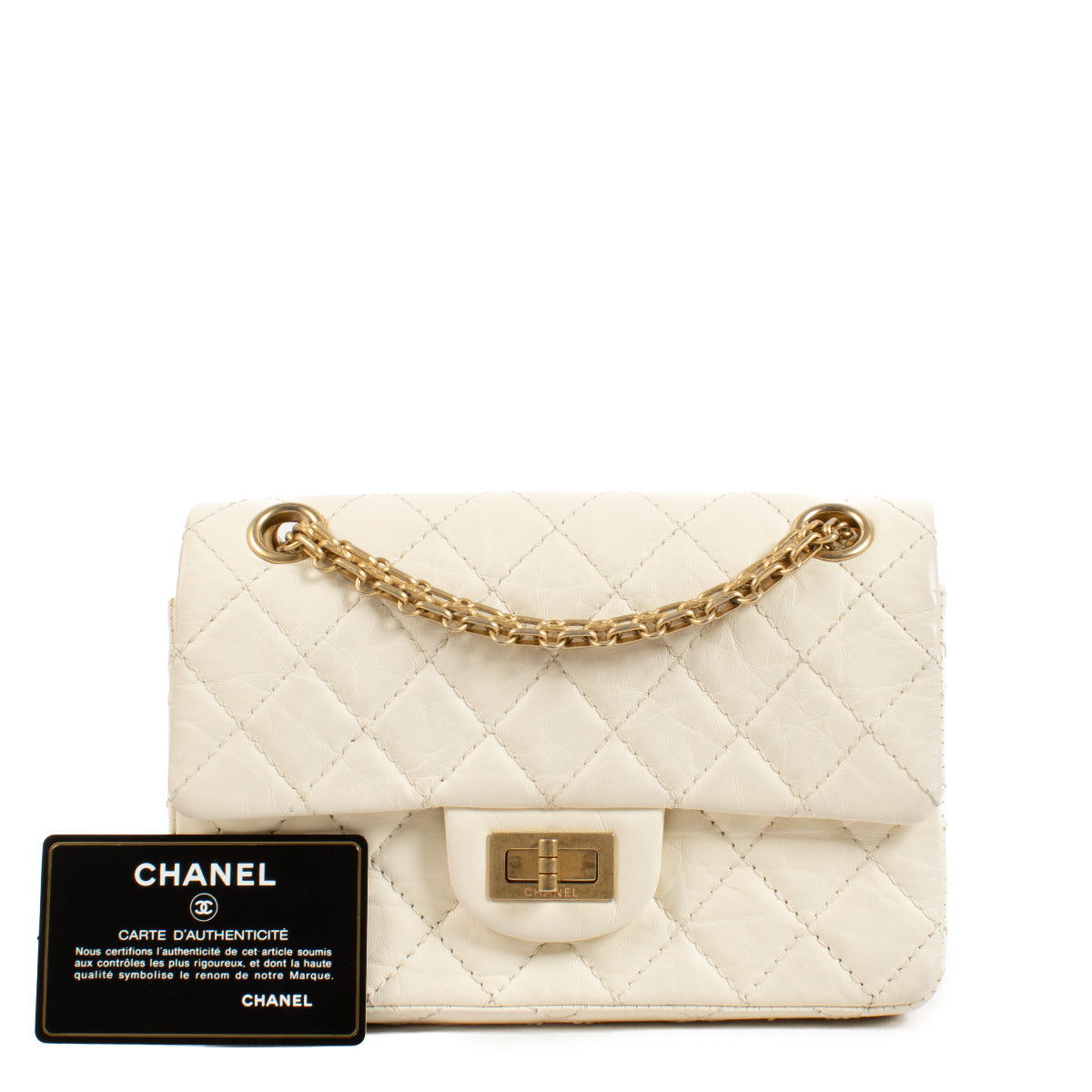Chanel White Mini Reissue 2.55 Handbag for the best price at Labellov secondhand luxury in Antwerp and Knokke. Koop en verkoop steeds aan de beste prijs.