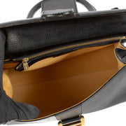 Shop safe online at Labellov in Antwerp, Brussels and Knokke this 100% authentic second hand Delvaux Brillant MM Black Grained Leather Bag. Veilig online authentieke tweedehands Delvaux Brillant MM Black Grained Leather Bagh kopen bij Labellov.