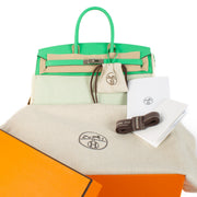 'Hermès Birkin Fray 35 in Vert Comics, featuring Palladium hardware and luxurious twill fabric. available at Labellov.