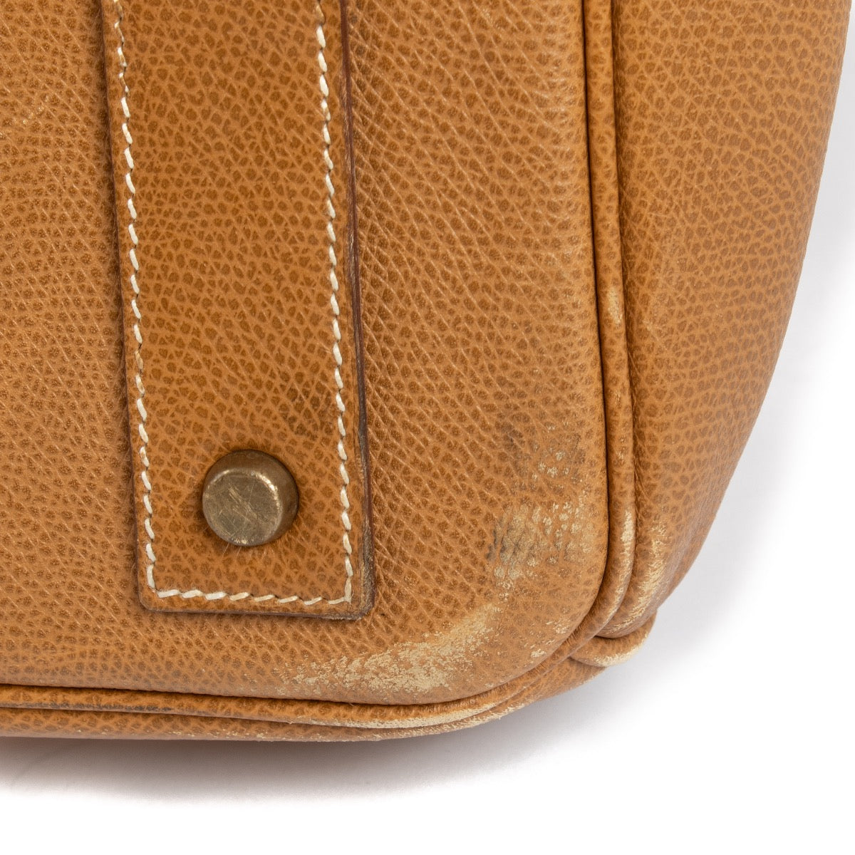 Shop safe online at Labellov in Antwerp, Brussel and Knokke this 100% authentic second hand Hermès Haut à Courroies 55 Natural Sable Vache Liegee