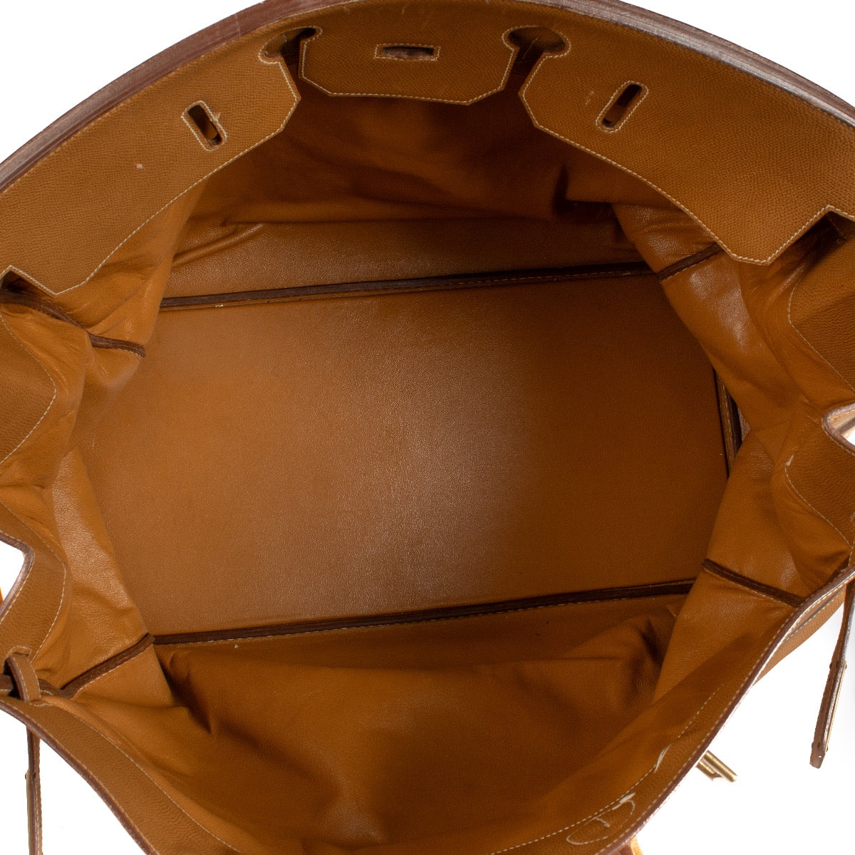 Shop safe online at Labellov in Antwerp, Brussel and Knokke this 100% authentic second hand Hermès Haut à Courroies 55 Natural Sable Vache Liegee