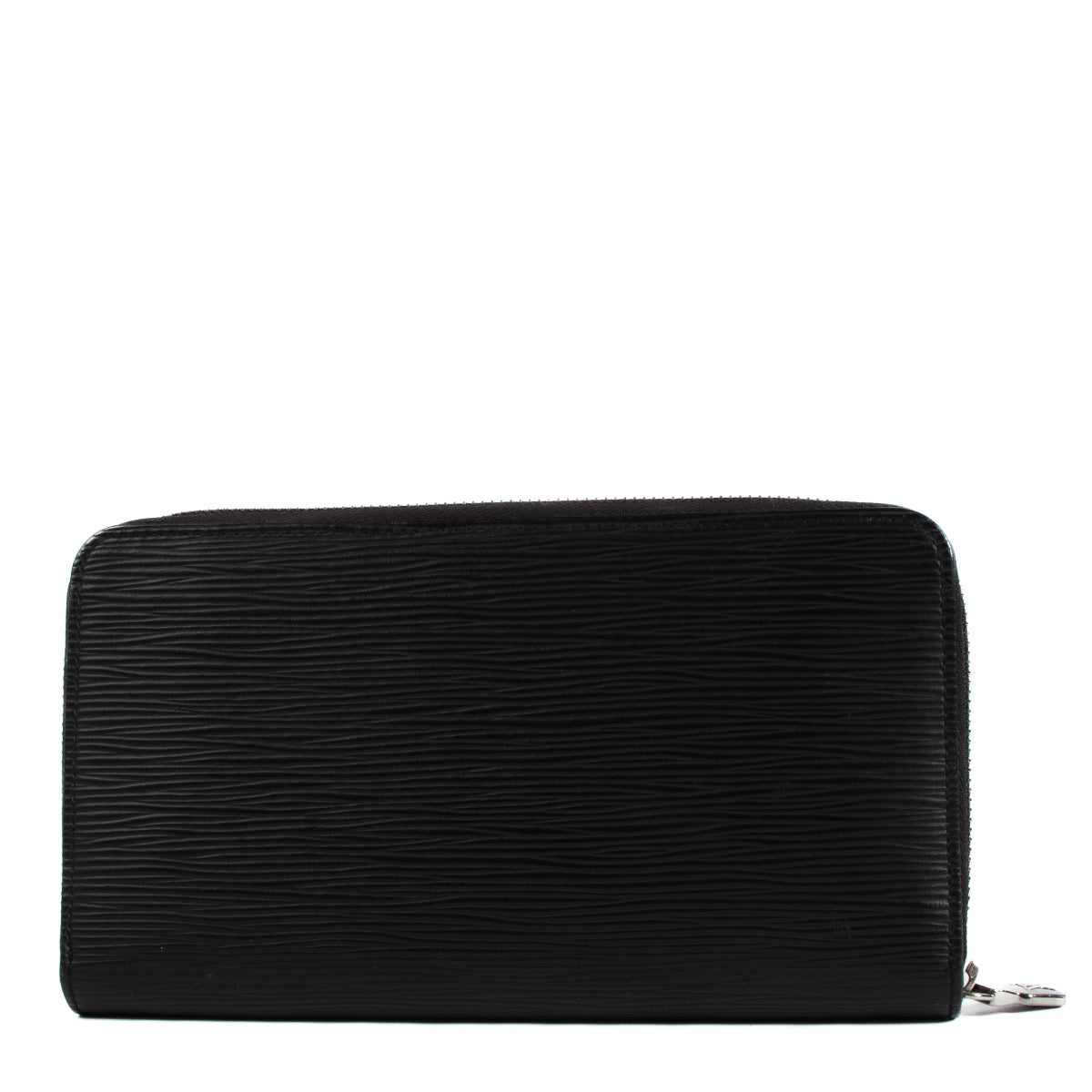 Shop safe online at Labellov in Antwerp, Brussels and Knokke this 100% authentic second hand Louis Vuitton Black Epi Zippy Organizer Wallet. Veilig online tweedehands authentieke Louis Vuitton Black Epi Zippy Organizer portefeuille kopen bij Labellov.