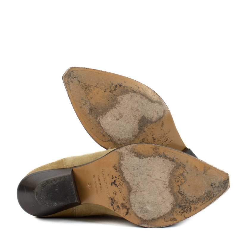 Shop safe online at Labellov in Antwerp, Brussels and Knokke this 100% authentic second hand Isabel Marant Beige Suede Twist San Boots - Size 36