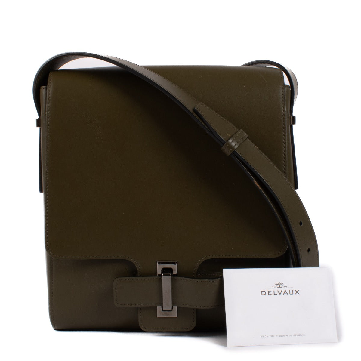 Shop safe online at Labellov in Antwerp, Brussels and Knokke this 100% authentic second hand Delvaux Khaki Contemporain Reporter Cadence Bag