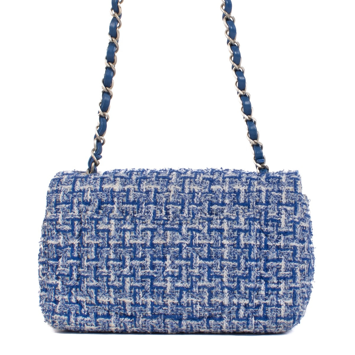 Shop safe online at Labellov in Antwerp, Brussels and Knokke this 100% authentic second hand Chanel Blue Tweed Mini Classic Flap Bag