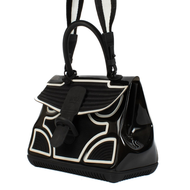 Shop safe online at Labellov in Antwerp, Brussels and Knokke this 100% authentic second hand Delvaux Brillant MM Champion Limited Edition Bag